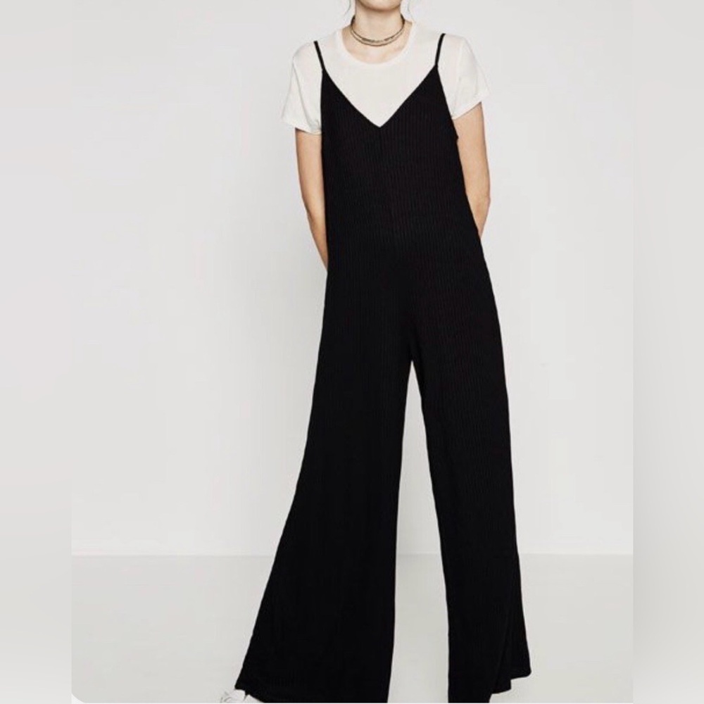 Zara Black Sleeveless Jumpsuit